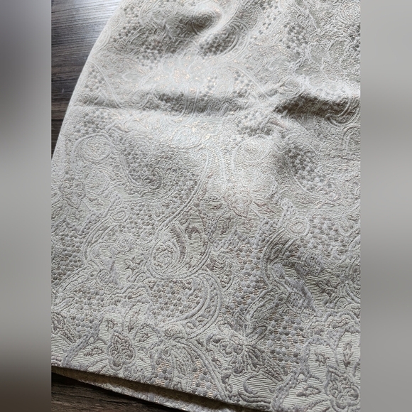 NWT J Crew Ivory Golden Shimmer Paisley Pencil Skirt - Picture 3 of 7